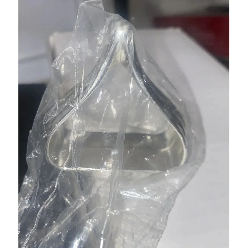 New Jonal Silver Kiss Napkin Rings Set of Four‎ Hersheys 2-1/2